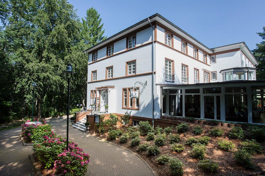 Hotel Waldhalle Мельн Экстерьер фото